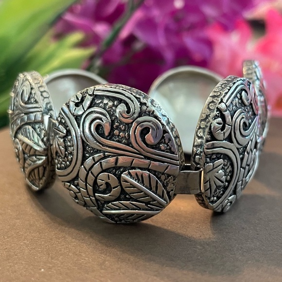 Silpada Ancient Scrolls Sterling Silver Bracelet B2092 - Picture 5 of 16